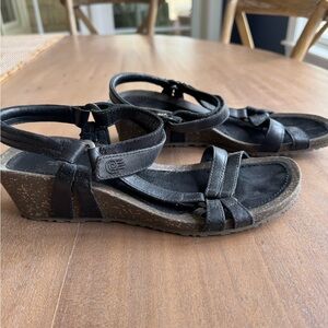 Women's Teva Black leather Sandals